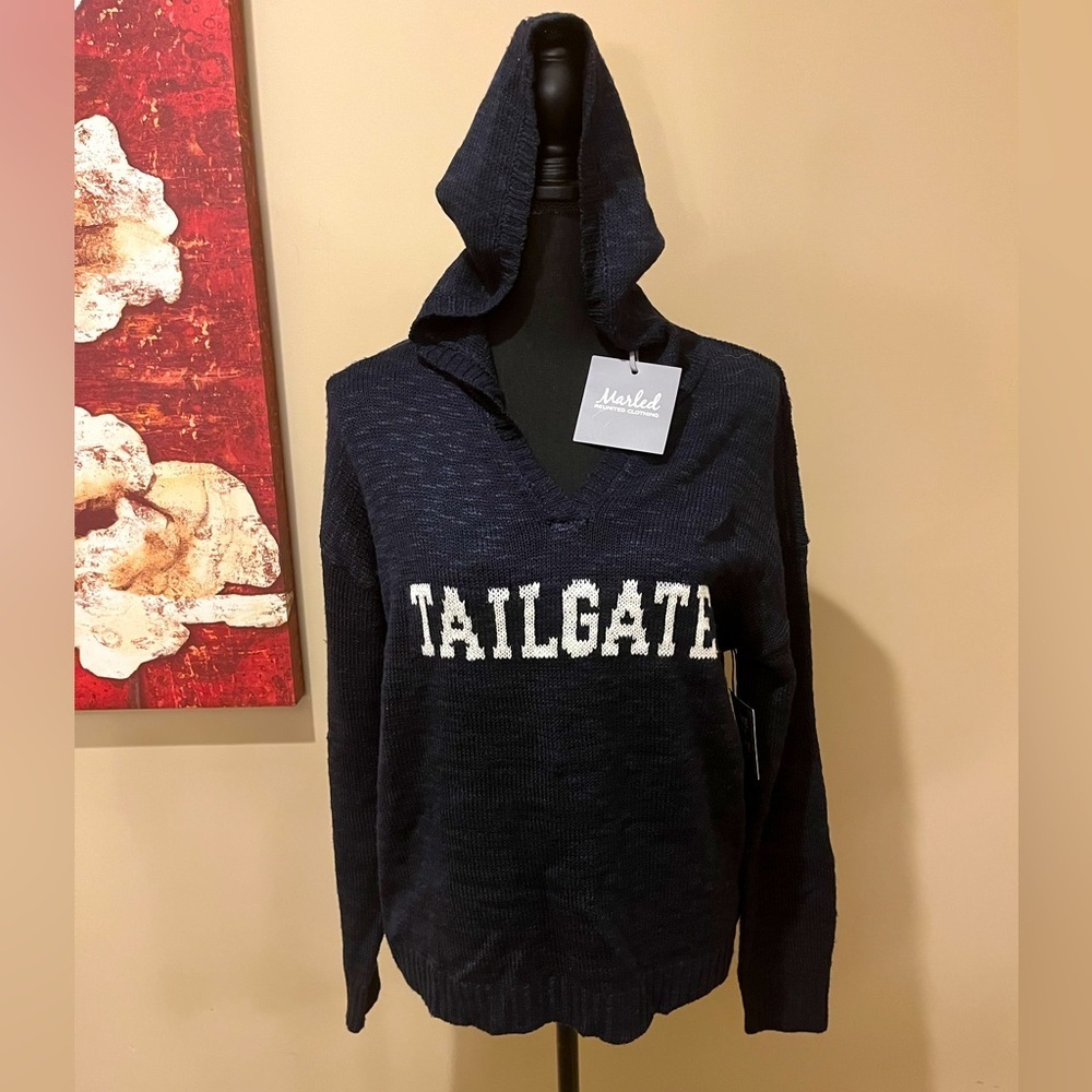 NWT Marled Navy BlueTAILGATE GAME DAY V-Neck
Hooded Sweater Size Small
